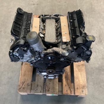 AJ812870-AJ813605
