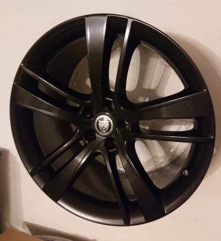 T2R4746-T2R4748-Windmill-Gloss-Black Jantes