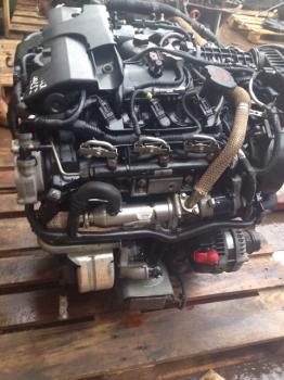 Moteur complet y compris 2 Turbos 